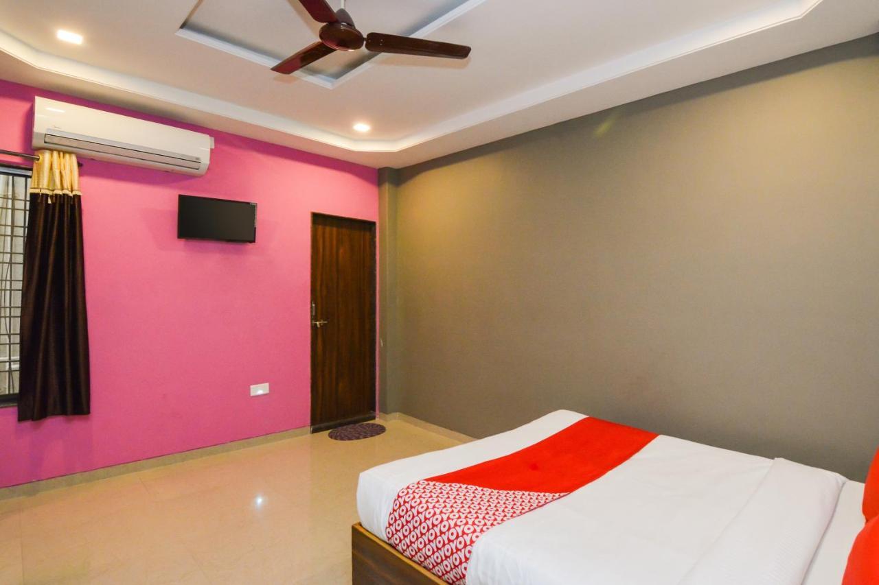 Sukrangu Palace Hotel Shirdi Luaran gambar